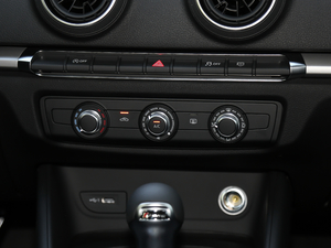 2020Limousine 35 TFSI Mȡ V {{