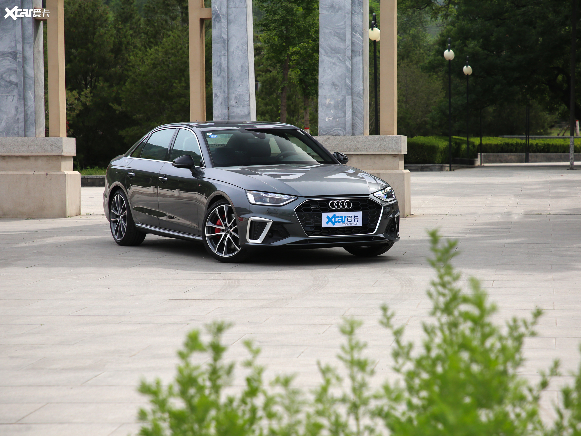 【2020款奥迪a4l45 tfsi quattro 臻选动感型_整体_17