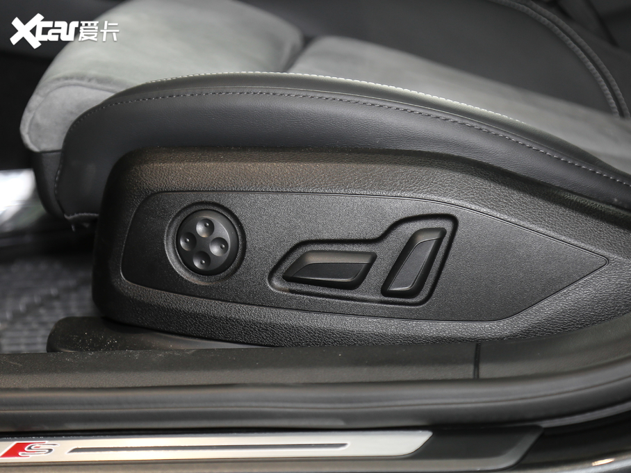 2020WA4L 45 TFSI quattro xӸ