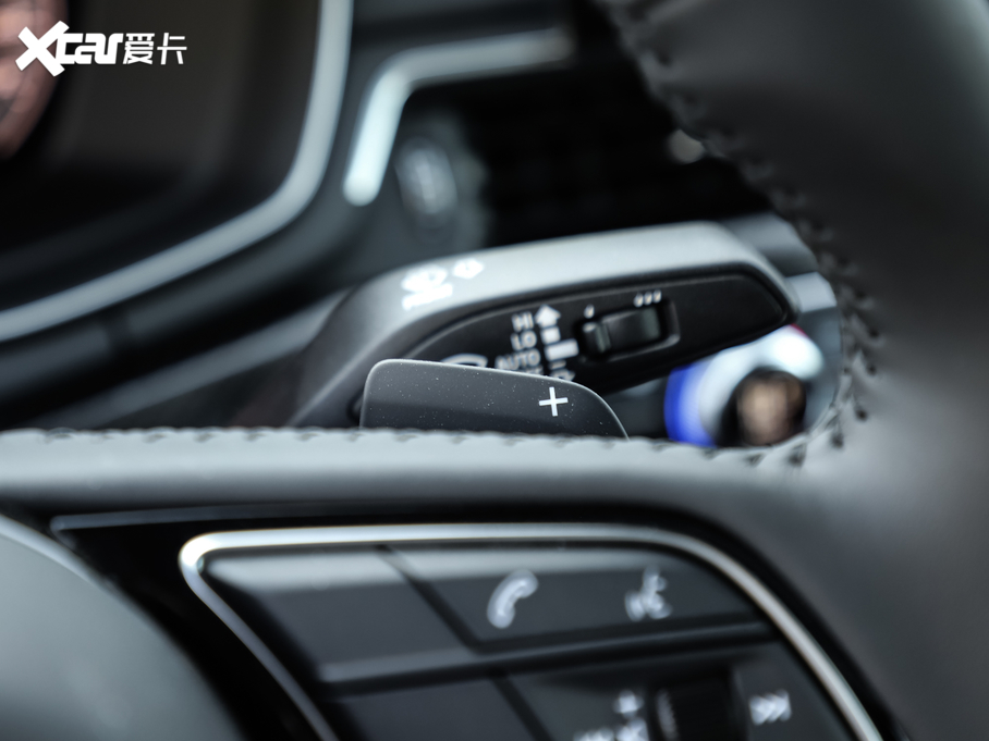 2020WA4L 45 TFSI quattro xӸ