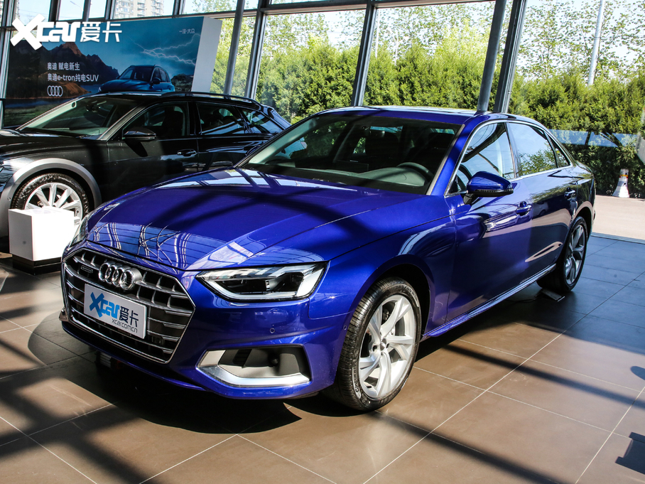 2020WA4L 40 TFSI quattro A