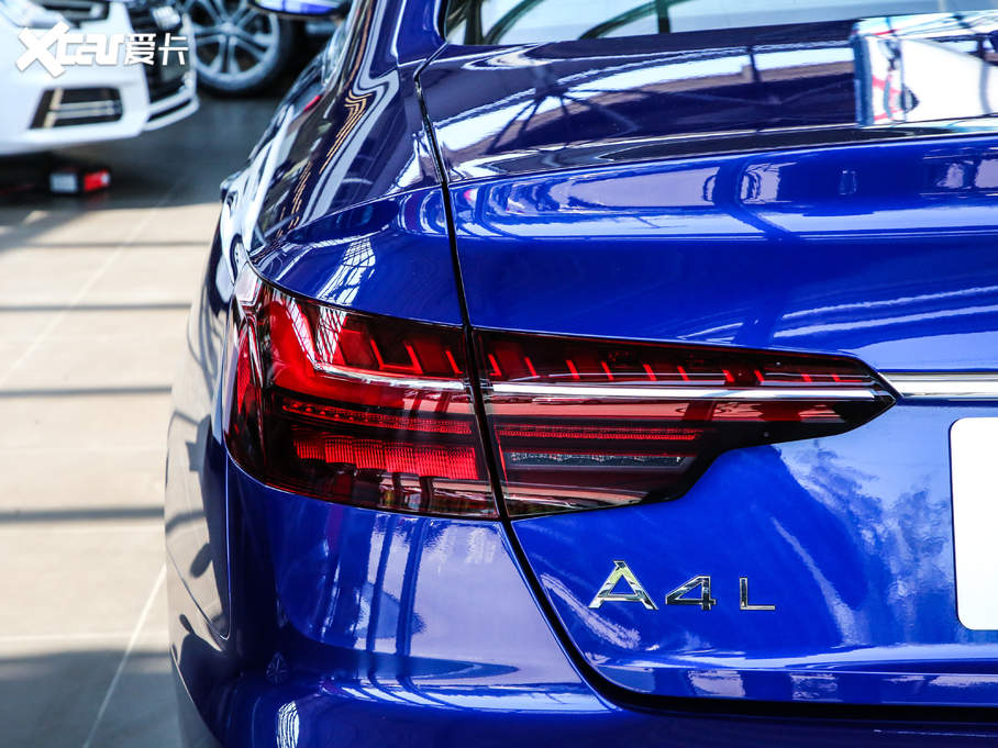 2020WA4L 40 TFSI quattro A