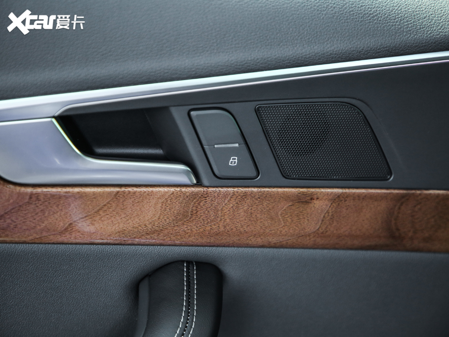 2020WA4L 40 TFSI quattro A