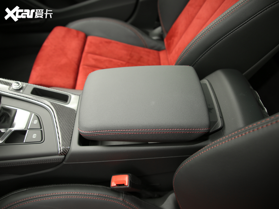 2020WA4L 45 TFSI quattro xӸ