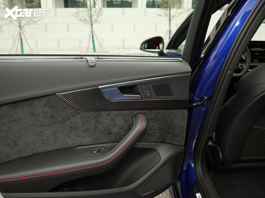 2020WA4L 45 TFSI quattro xӸ