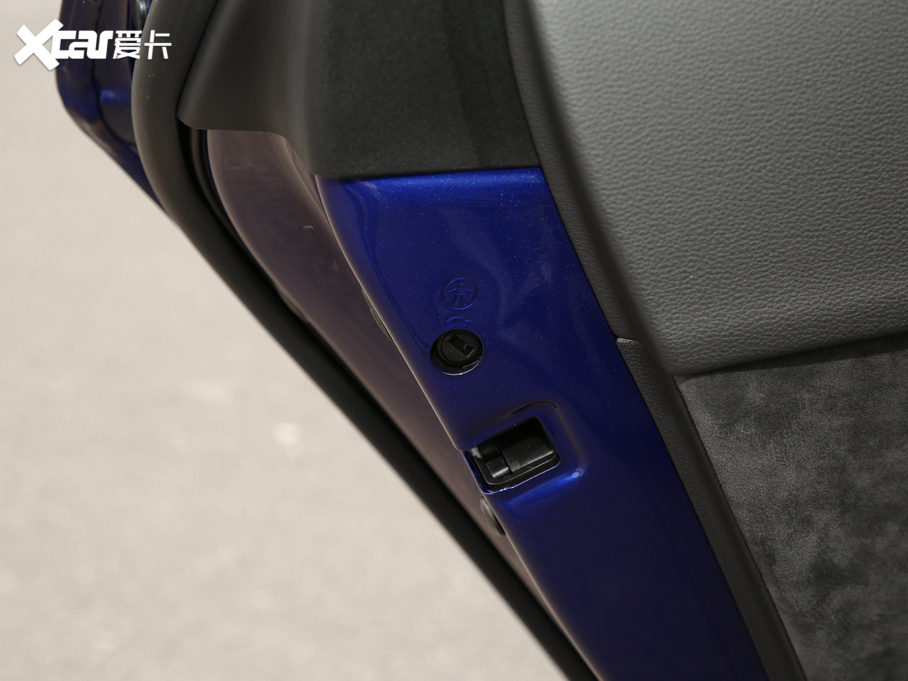 2020WA4L 45 TFSI quattro xӸ