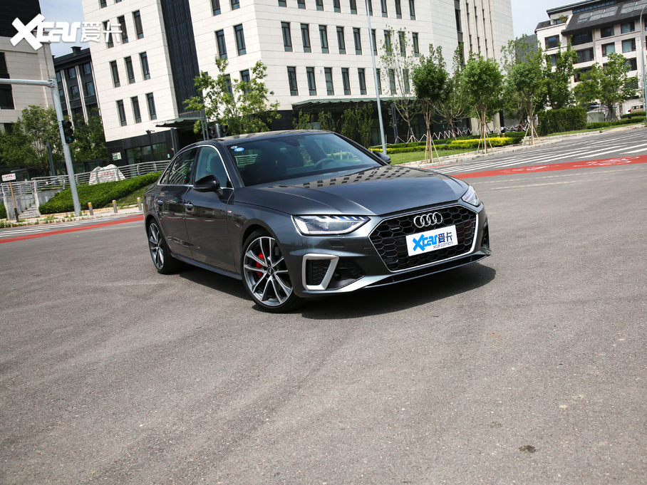 2020WA4L 45 TFSI quattro xӸ