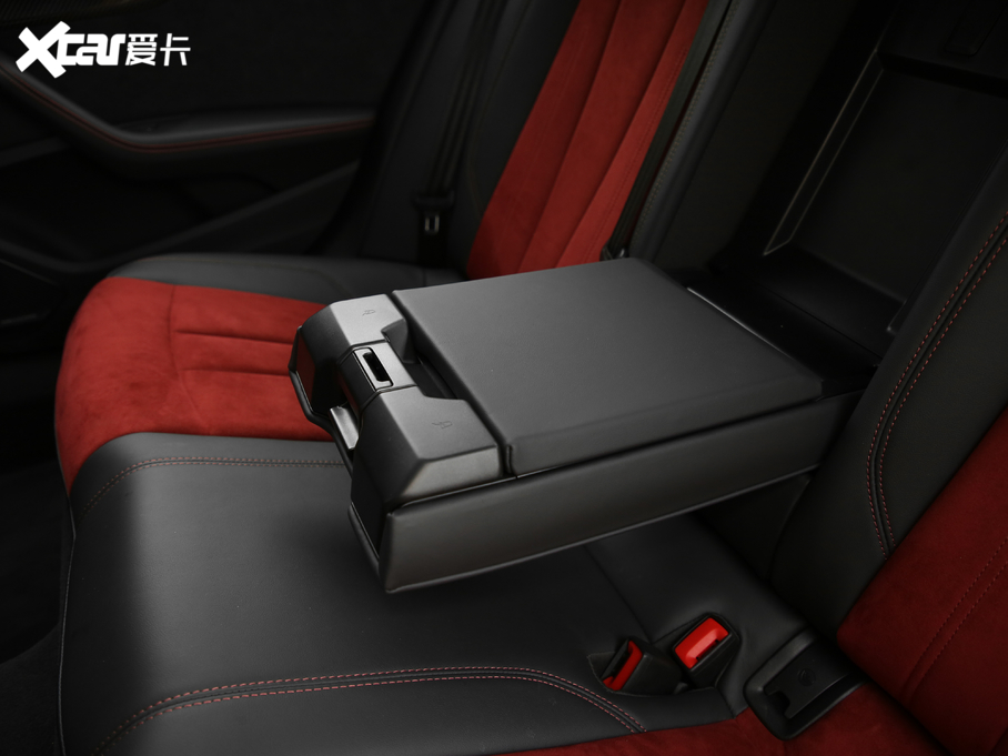 2020WA4L 45 TFSI quattro xӸ