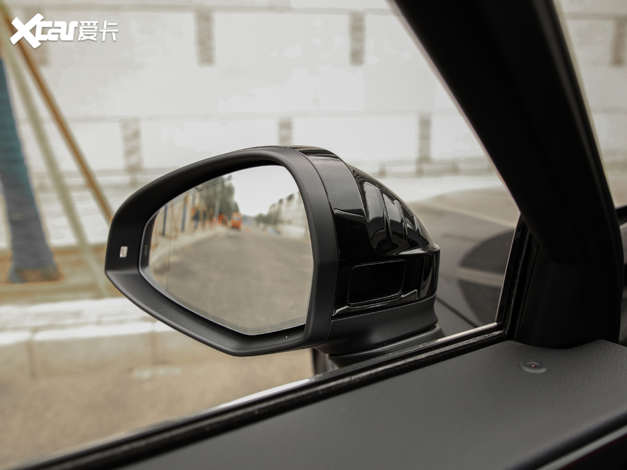 2020WA4L 45 TFSI quattro xӸ