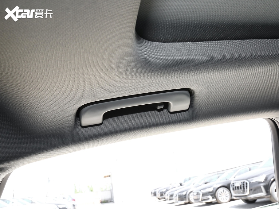 2020��W��A4L 40 TFSI �r��������