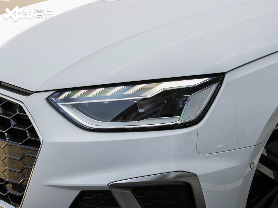 2020WA4L 40 TFSI quattro AӸ