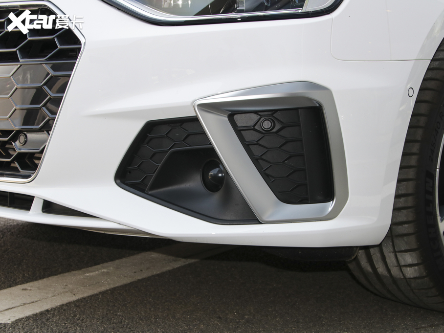 2020WA4L 40 TFSI quattro AӸ