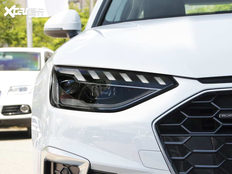 2020WA4L 40 TFSI quattro AӸ