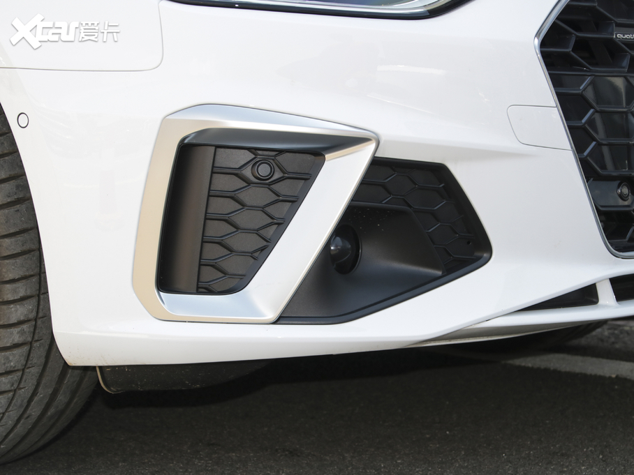 2020WA4L 40 TFSI quattro AӸ