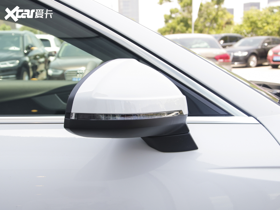 2020WA4L 40 TFSI quattro AӸ