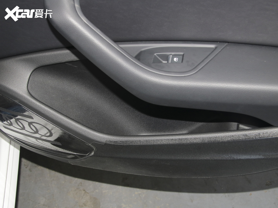 2020?yun)WA4L 40 TFSI quattro A(dng)