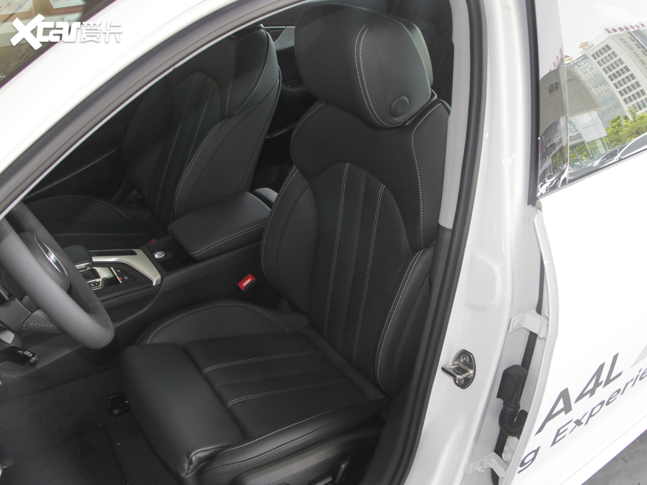 2020��W��A4L 40 TFSI quattro ���A�Ӹ���