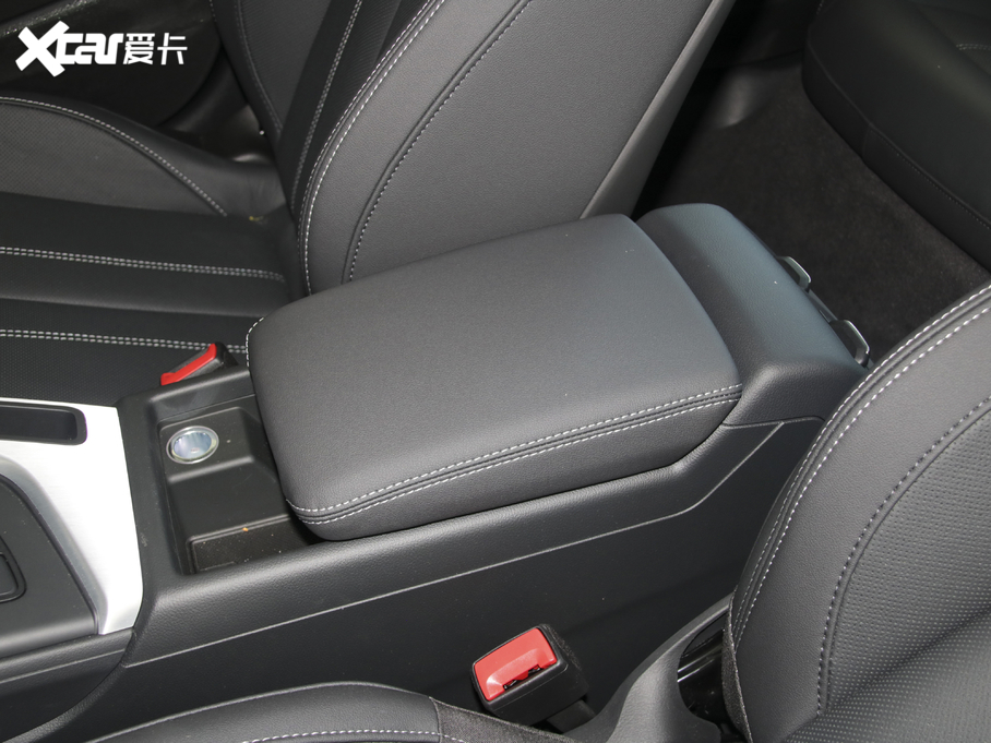 2020WA4L 40 TFSI quattro AӸ