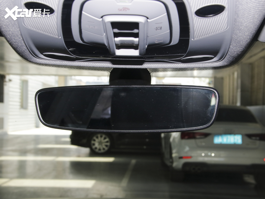 2020WA4L 40 TFSI quattro AӸ