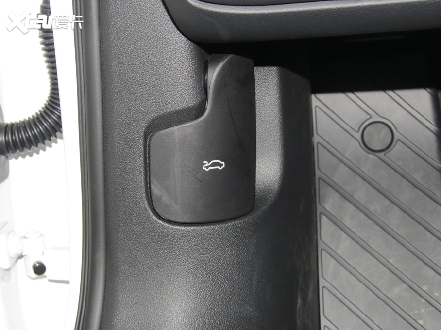 2020WA4L 40 TFSI quattro AӸ