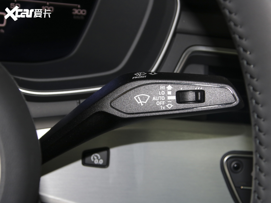 2020WA4L 40 TFSI quattro AӸ