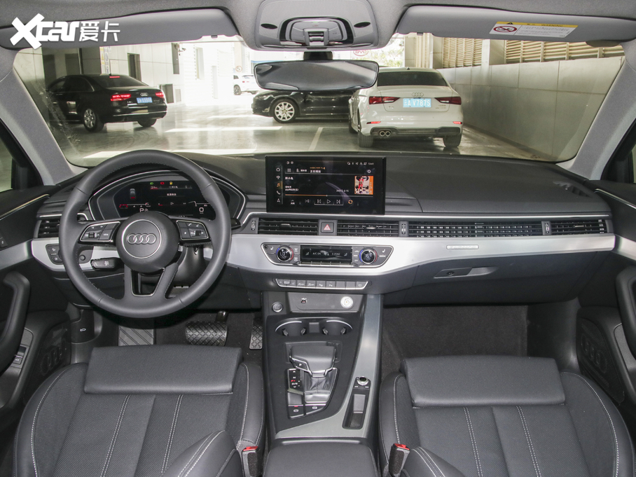 2020WA4L 40 TFSI quattro AӸ