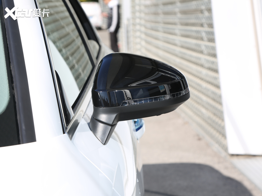 2020WA4L 45 TFSI quattro x