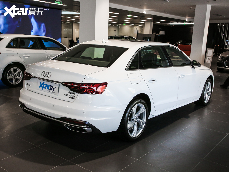 2020WA4L 40 TFSI quattro A