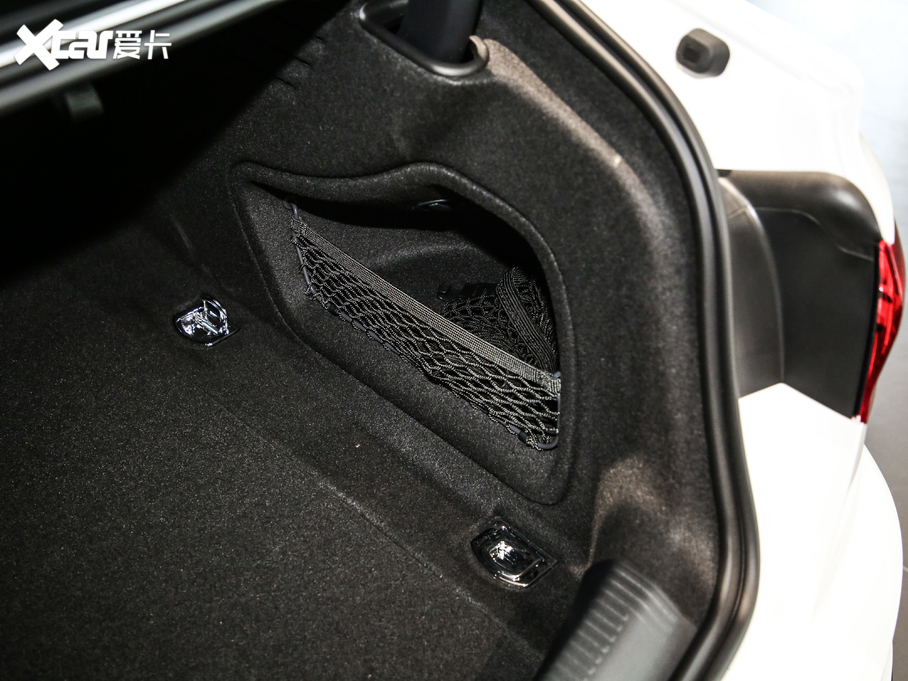 2020?yun)WA4L 40 TFSI quattro A