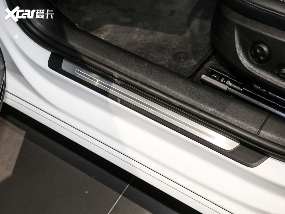 2020?yun)WA4L 40 TFSI quattro A