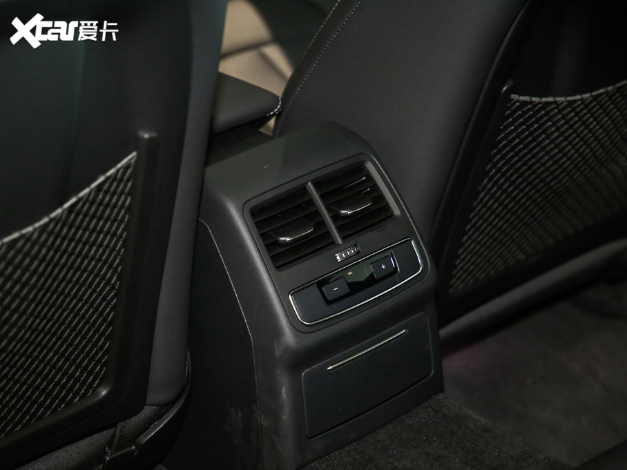 2020WA4L 40 TFSI quattro A