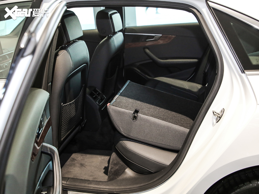 2020WA4L 40 TFSI quattro A