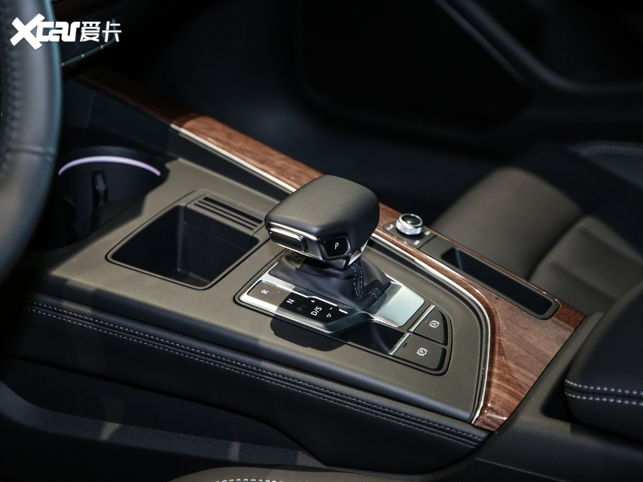 2020WA4L 40 TFSI quattro A