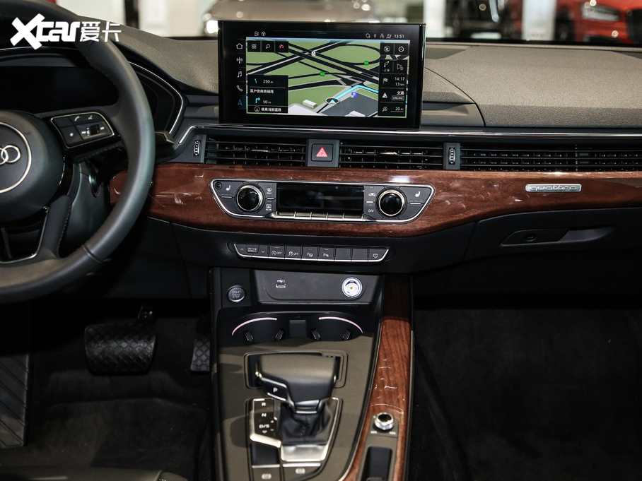 2020WA4L 40 TFSI quattro A