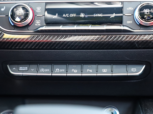 202045 TFSI quattro xӸ п؅^