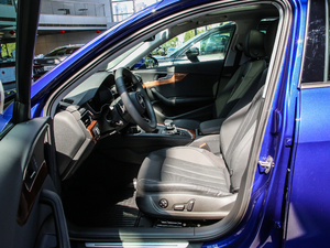 202040 TFSI quattro A ǰſg