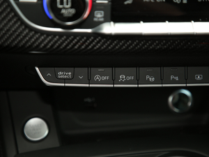 202045 TFSI quattro xӸ п؅^(q)