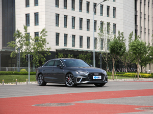 202045 TFSI quattro xӸ w^