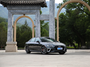 202045 TFSI quattro xӸ w^