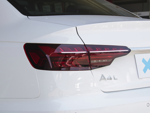 202040 TFSI quattro A(dng) (x)(ji)^