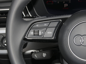 202040 TFSI quattro AӸ п؅^