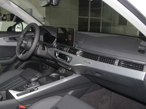 202040 TFSI quattro AӸ п؅^(q)