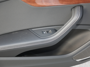 202045 TFSI quattro x п؅^(q)