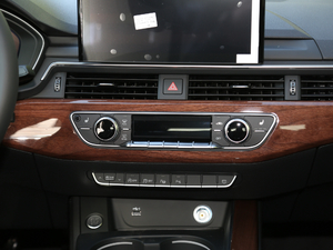 202045 TFSI quattro x {(dio){(dio)(ji)