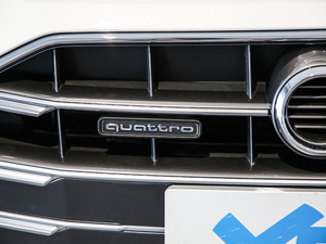 202040 TFSI quattro A ^