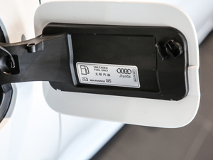 202040 TFSI quattro A ^