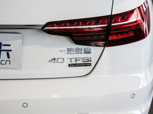 202040 TFSI quattro A ^