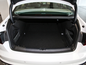 202040 TFSI quattro A g