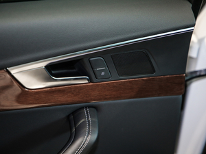 202040 TFSI quattro A g