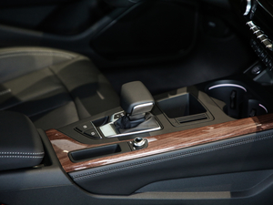 202040 TFSI quattro A п؅^(q)